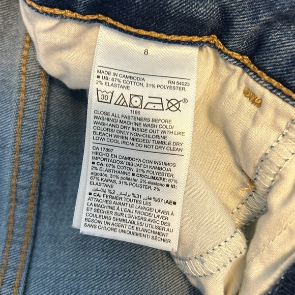 Old Navy • Power Slim Straight High Rise Jeans • Sz 8 - Picture 5 of 5